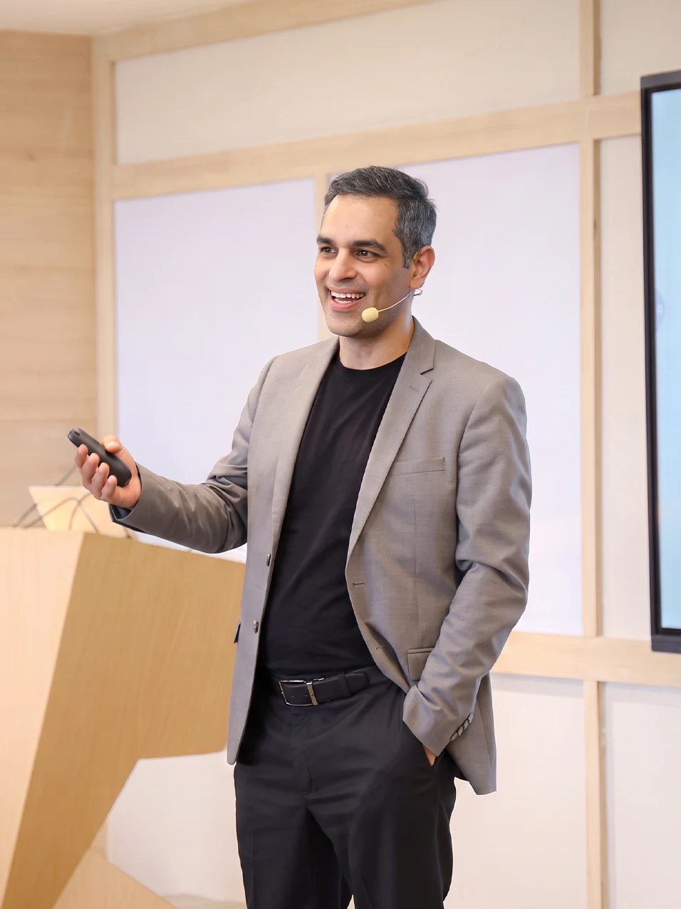 Mentorship by AI Experts from Top-Tech Giants